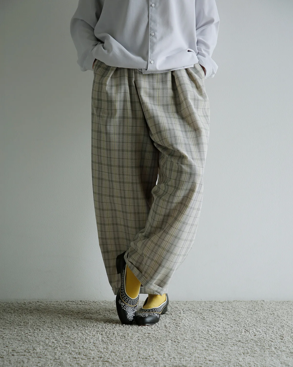 Post Production Dress Pumps 素足や靴下でのコーディネートカット