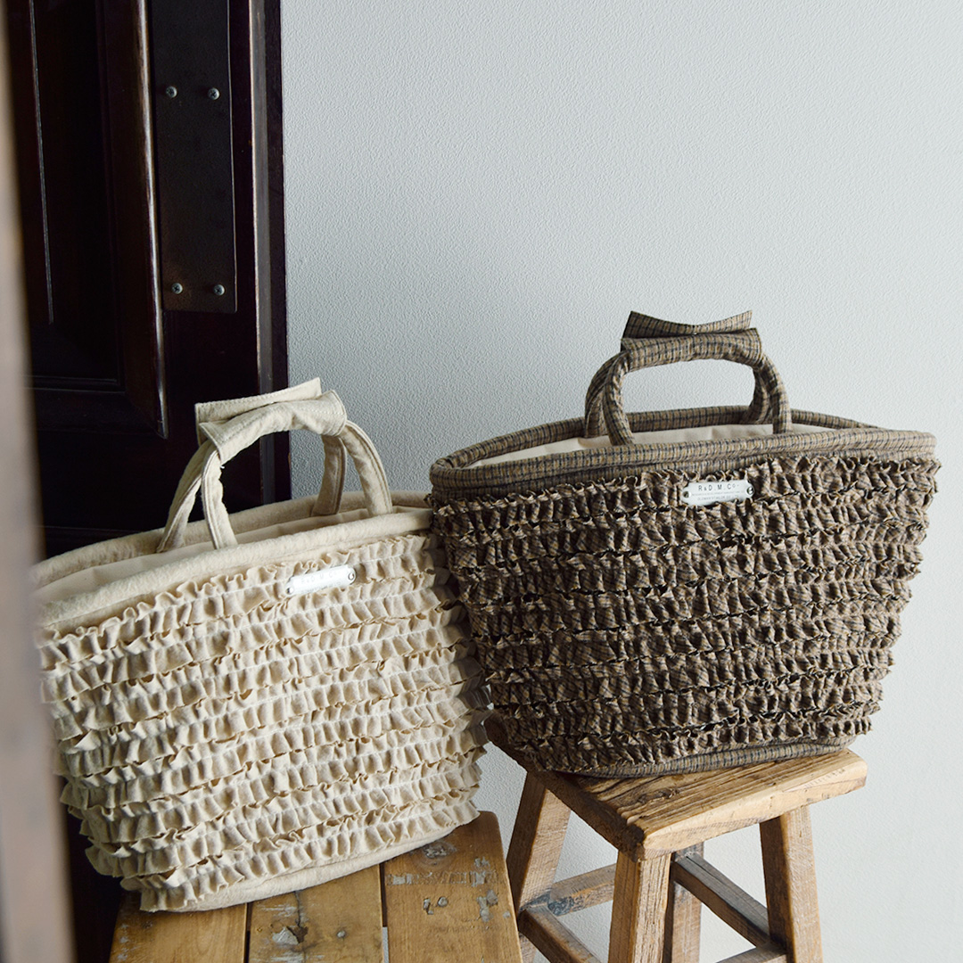 R & D.M.Co- I[h}Ye[[  Rbg E[ t }VF obO S gC/W FRILL MARCHE BAG Sh 7706  2025awV
