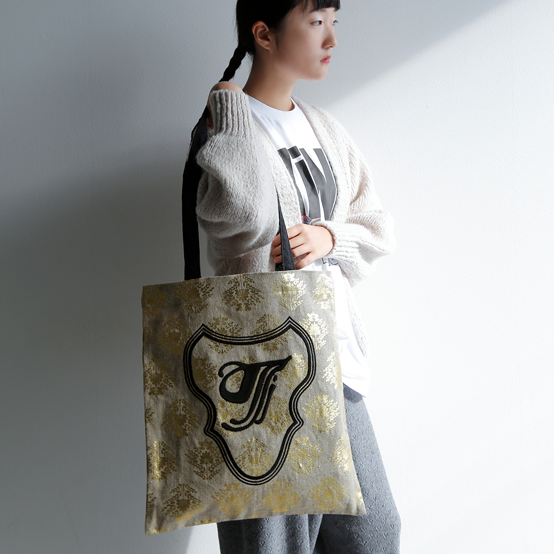 TOWAVASE g@[Y  maison de montagne [t l hJ }VF obO gSach mdm02-23  2025awV