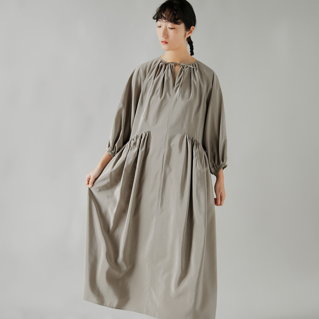 TENNE HANDCRAFTED MODERN シルクブレンド エッグドレス