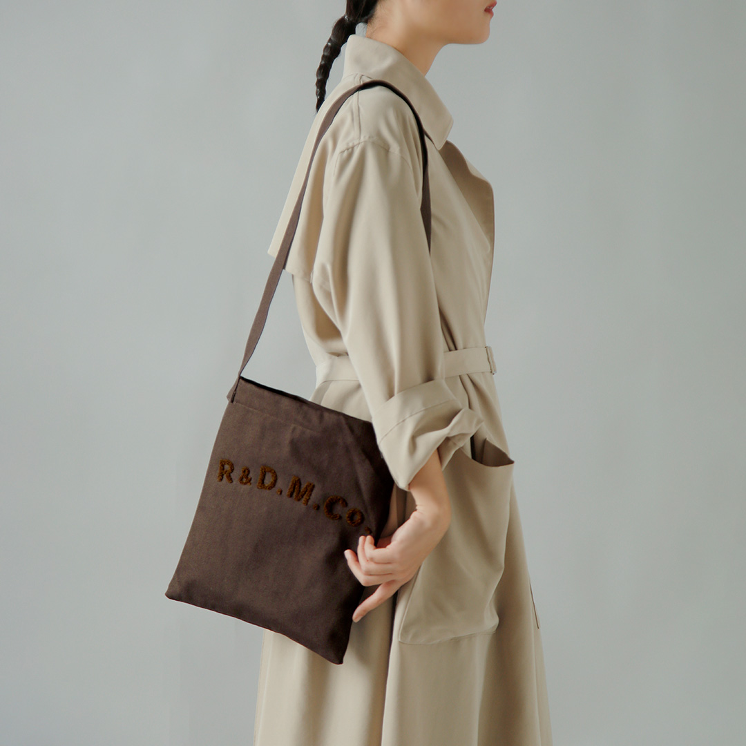 R & D.M.Co- �I�[���h�}���Y�e�[���[  ���C���h�x���[ ���C�j���O �u���E���f�j�� �V�����_�[ �o�b�O B.D SHOULDER BAG / WILD BERRY LINING 7872  �V�� 