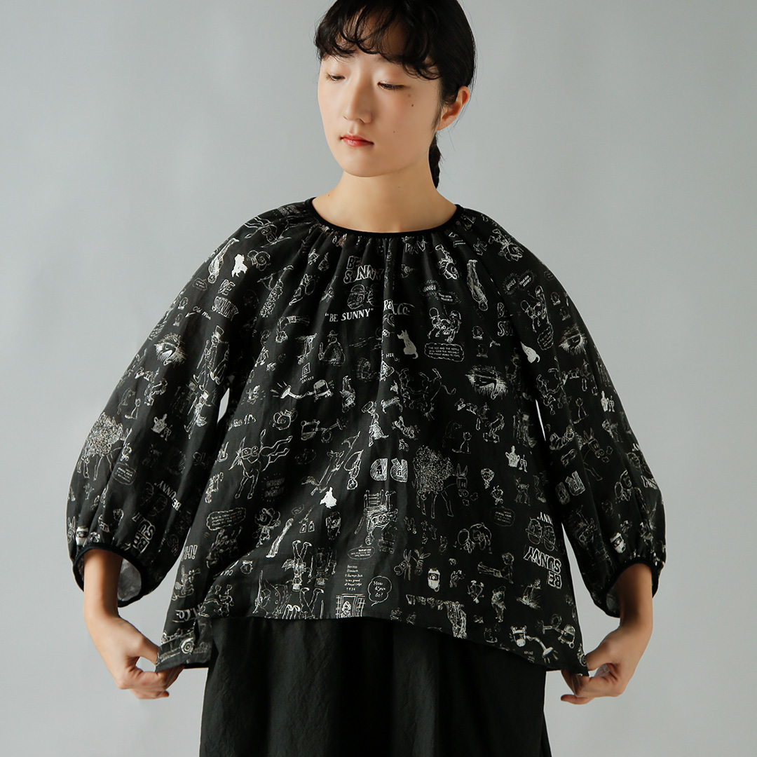 R & D.M.Co- リネン グラフィティ プリント ギャザー スモック