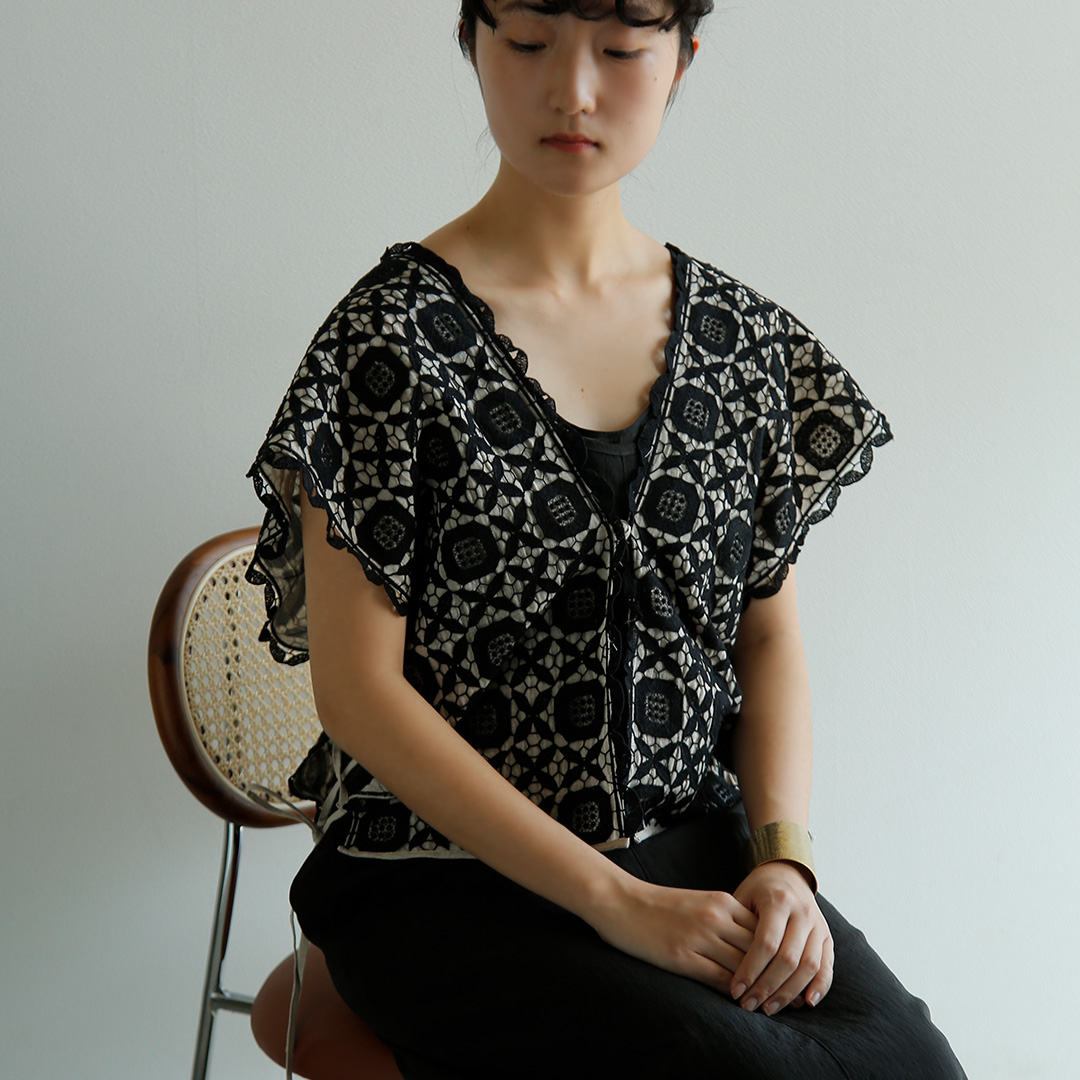 kijinokanosei リネン 刺繍 べスト 庭園