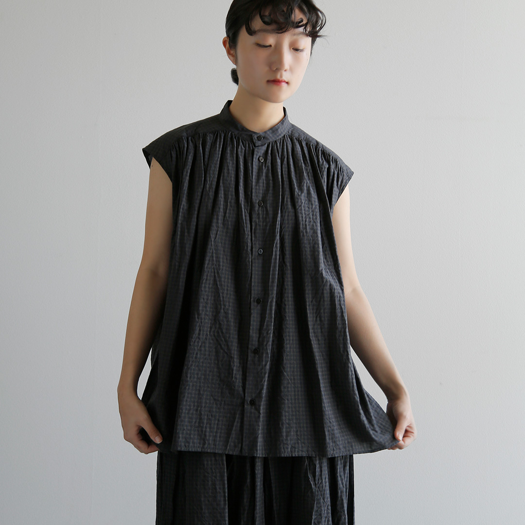 TOUJOURS コットンシルク タッタソールチェック シャツ Pleated Sleeveless Long Shirt