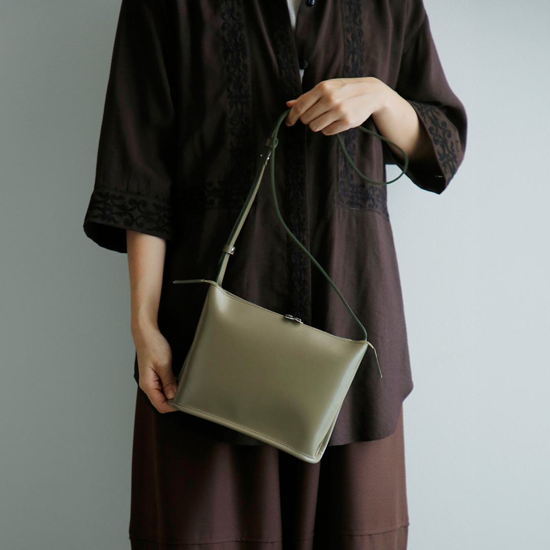 PIENI �s�G�j �V�����_�[�o�b�O SHOULDER S szb-300-9021