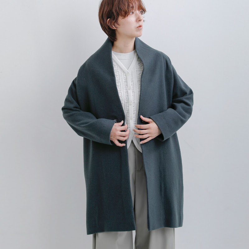 SI-HIRAI �X�[�q���C �X�y�V���������g�� �m�[�J���[�R�[�g SHORT NO COLLAR COAT chaw26-4218sh