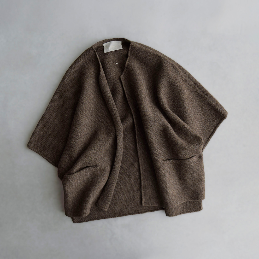 COSMIC WONDER �R�Y�~�b�N�����_�[  �u���e�B�b�V���E�[�� �j�b�g �J�[�f�B�K�� British wool knitted farmer cardigan 24cw43022  2026aw�V�� 