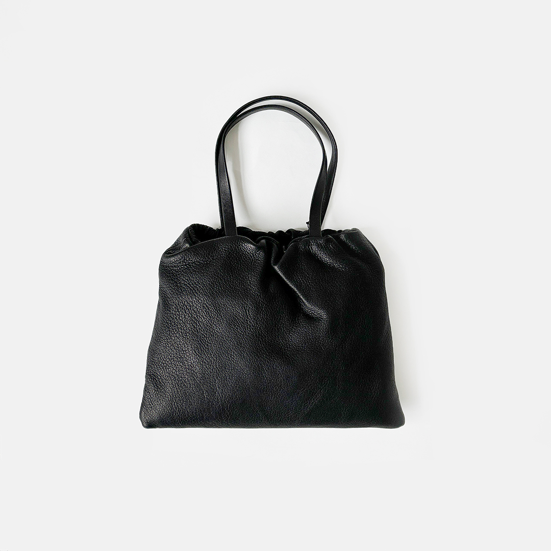 Aeta<br>エラスティック レザー トートバッグM “ELASTIC TOTE M” 