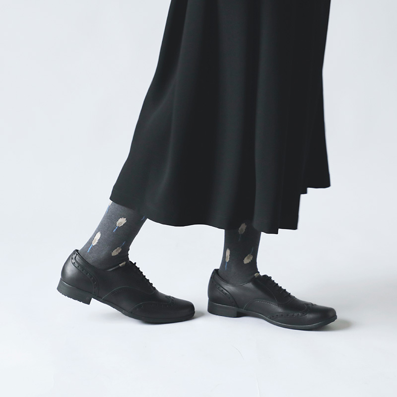 【ゆうパケット選択可】atelier naruse アトリエナルセ <br>コットン ハイソックス 靴下  “シロツメクサ” ya-66
