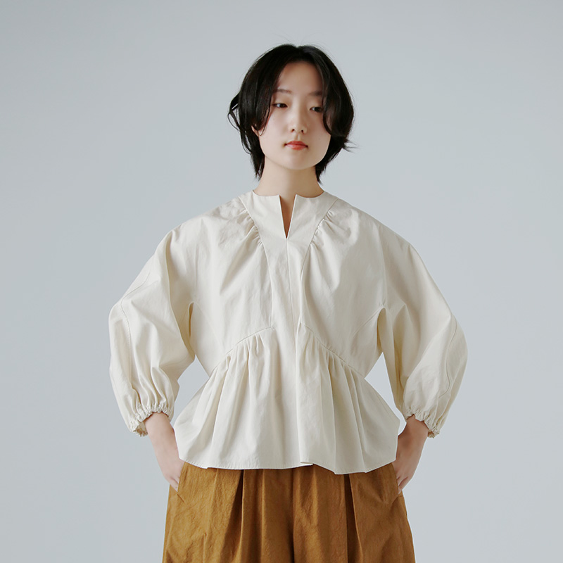 TENNE HANDCRAFTED MODERN enhNtebh_ <br>Rbg {[X[u ^bN vI[o[ gvolume sleeve tuck pulloverh 0015-same1  