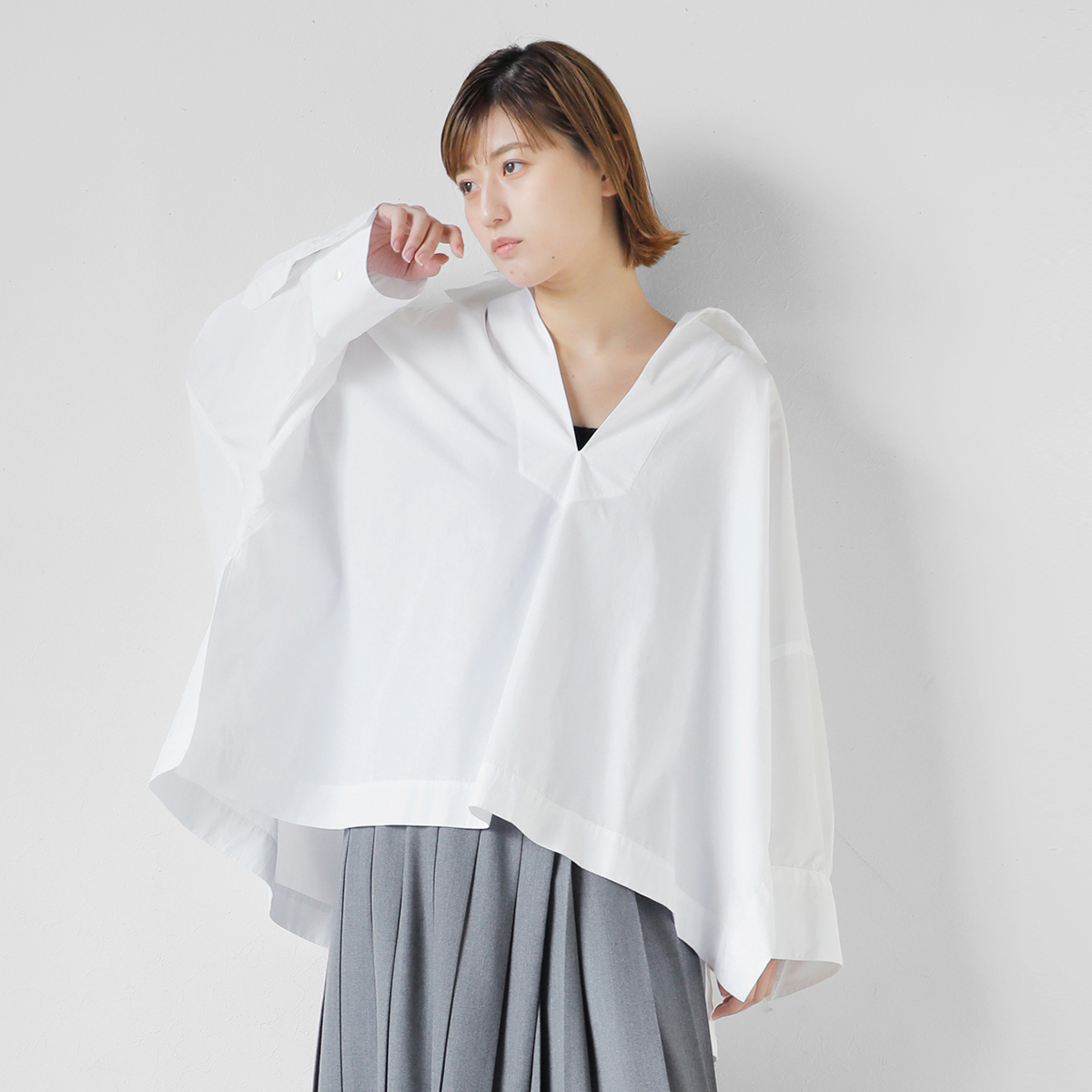 YLEVE C[ <br>uGk Rbg ^CvC^[ |` Vc gBOURRIENNE COTTON TYPEWRITER PONCHO SH/ MAh 168-5150112-tr